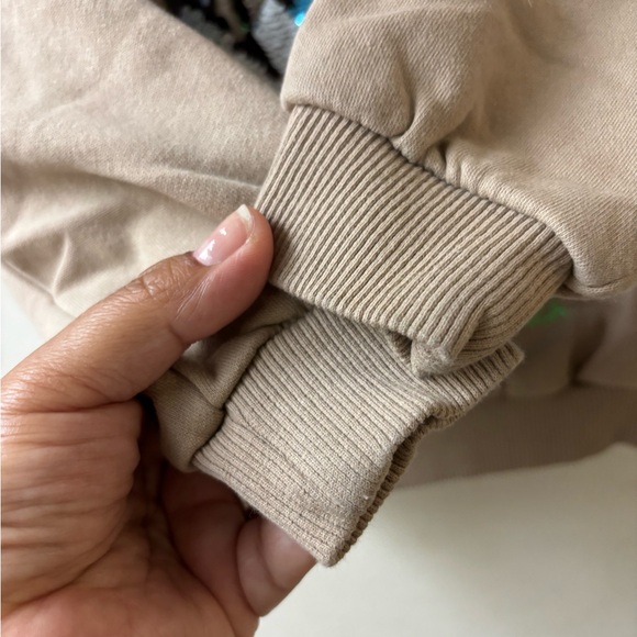 H&M Tan Dino Flip Sequins Graphic Hoodie Sweatshirt - Picture 8 of 9